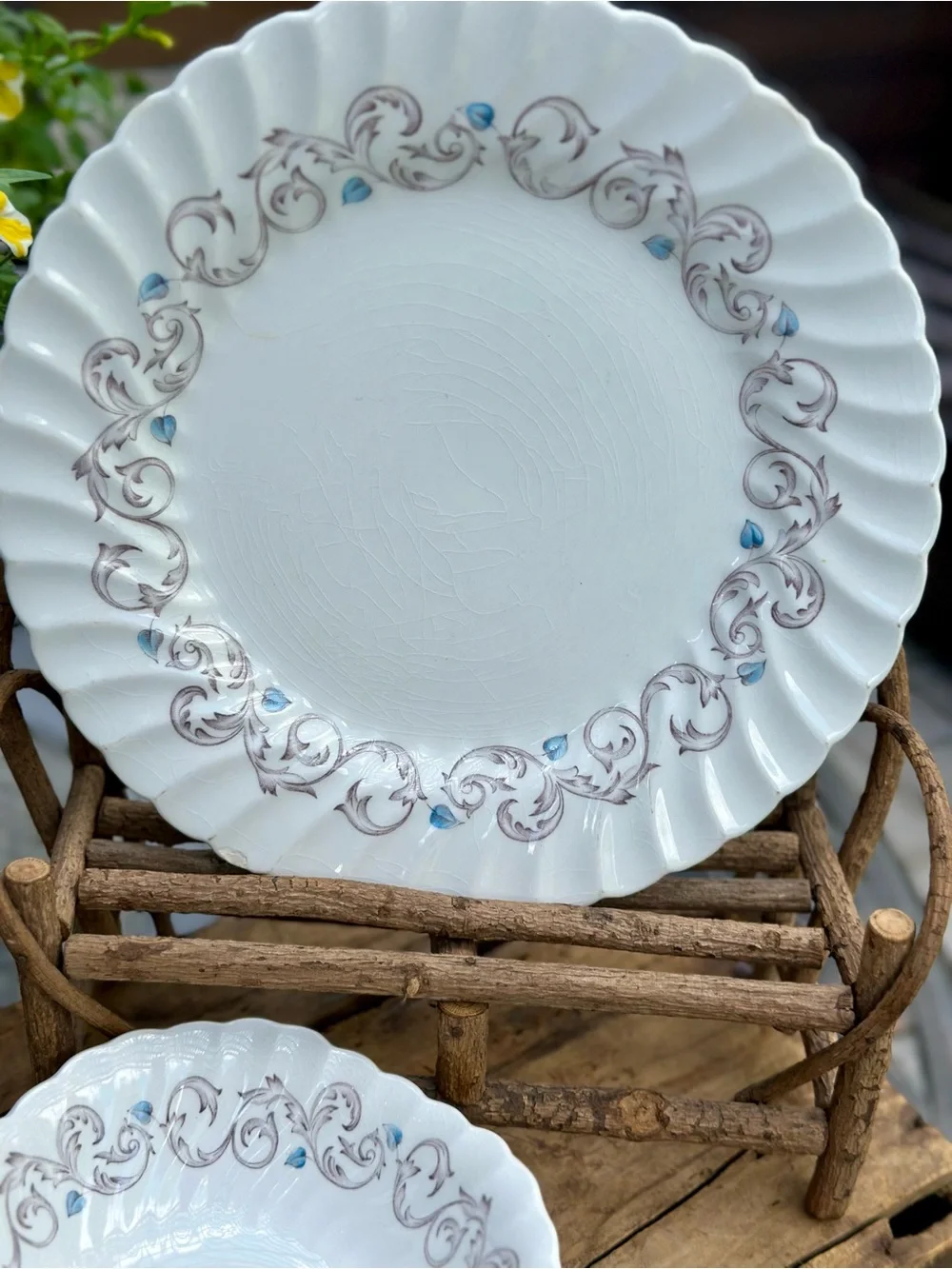 Johnson Bros Encore Ironstone 2 Cereal Bowls & Dinner Plate England